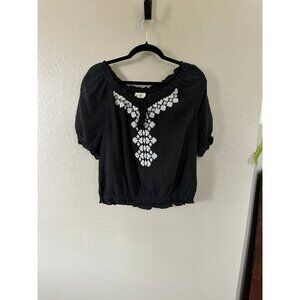 Lucky‎ Brand Women's Black Embroidered Short Sleeve Blouse Medium cotton short